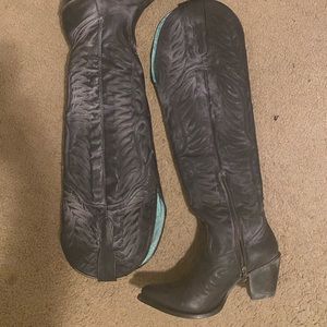 Corral boots